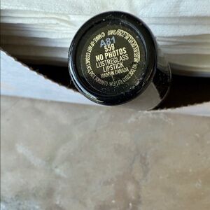 MAC Cosmetics Lustreglass Lipstick - No Photos